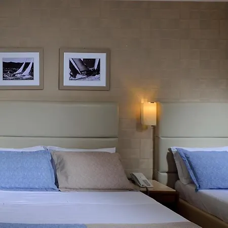 Bw Signature Collection Paradiso Hotel 4*