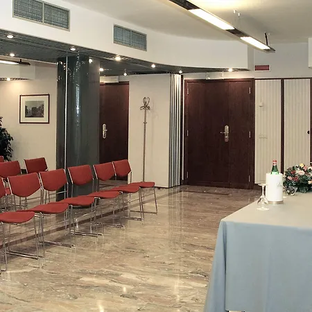 Bw Signature Collection Paradiso Hotel 4*