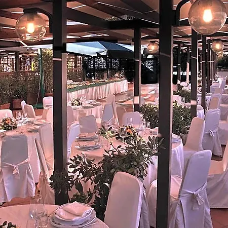 Paradiso 4*