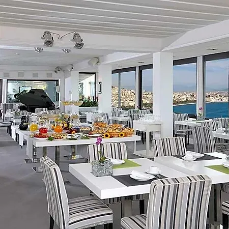 Paradiso 4* נאפולי