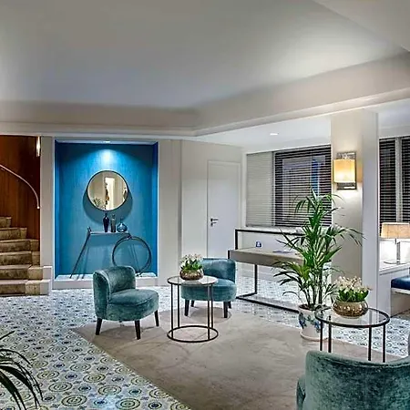 Paradiso Hotel 4*