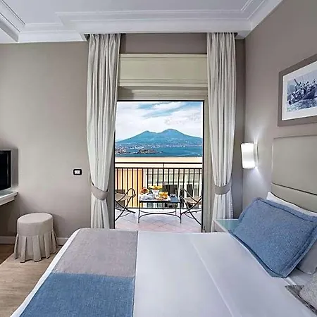 Paradiso Hotel Naples