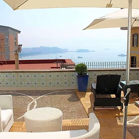 Paradiso 4* Neapol