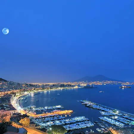 Paradiso Hotel 4*